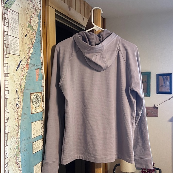 Duluth Trading Co Alaskan Hardgear Lavender Hoodie - Picture 2 of 4